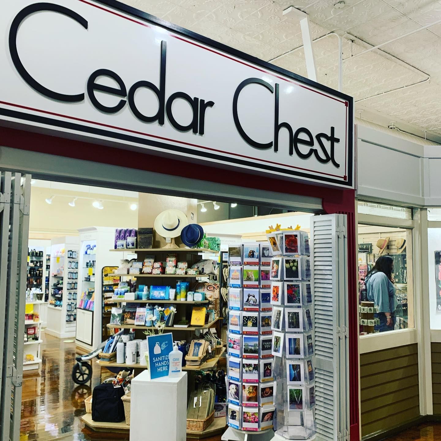 Cedar Chest has everything from soaps to clothing to accessories! Shop this delightful spot in Thornes Marketplace Northampton MA.