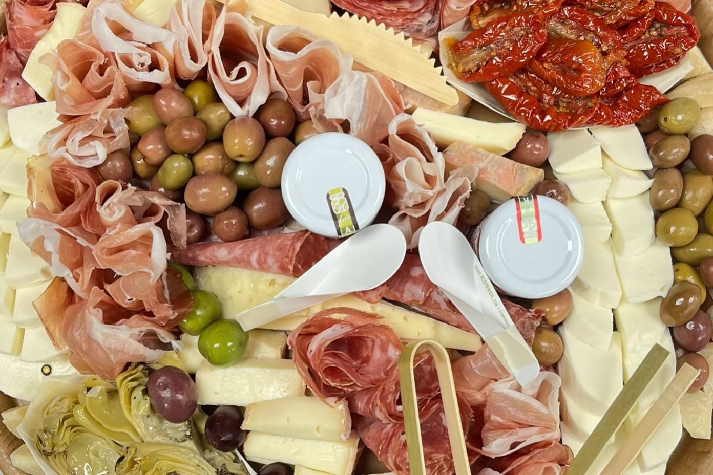 470945205 18477221245016820 1973186567082748854 N